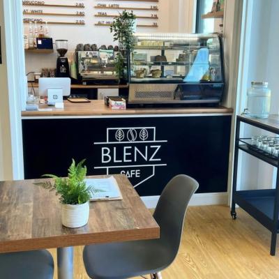 Blenz Cafe2
